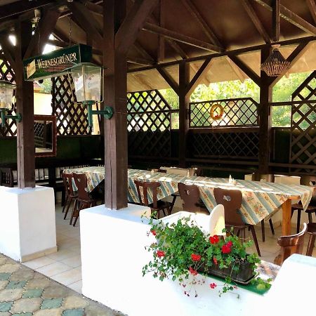 Talizman Etterem Panzio Hotel Miskolc Eksteriør billede