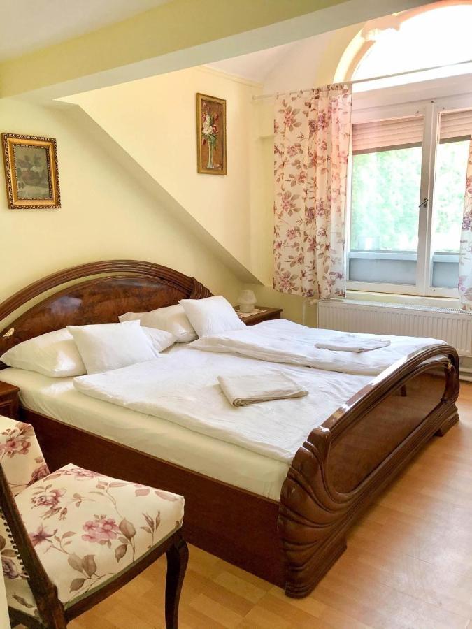 Talizman Etterem Panzio Hotel Miskolc Eksteriør billede